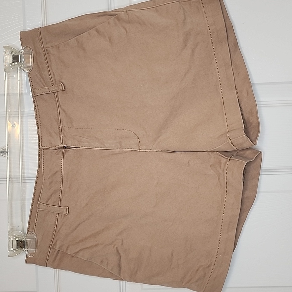 Banana Republic Stretch Cotton Blend Womens Tan Chino Shorts Size 6 Belt Loops - Picture 3 of 9
